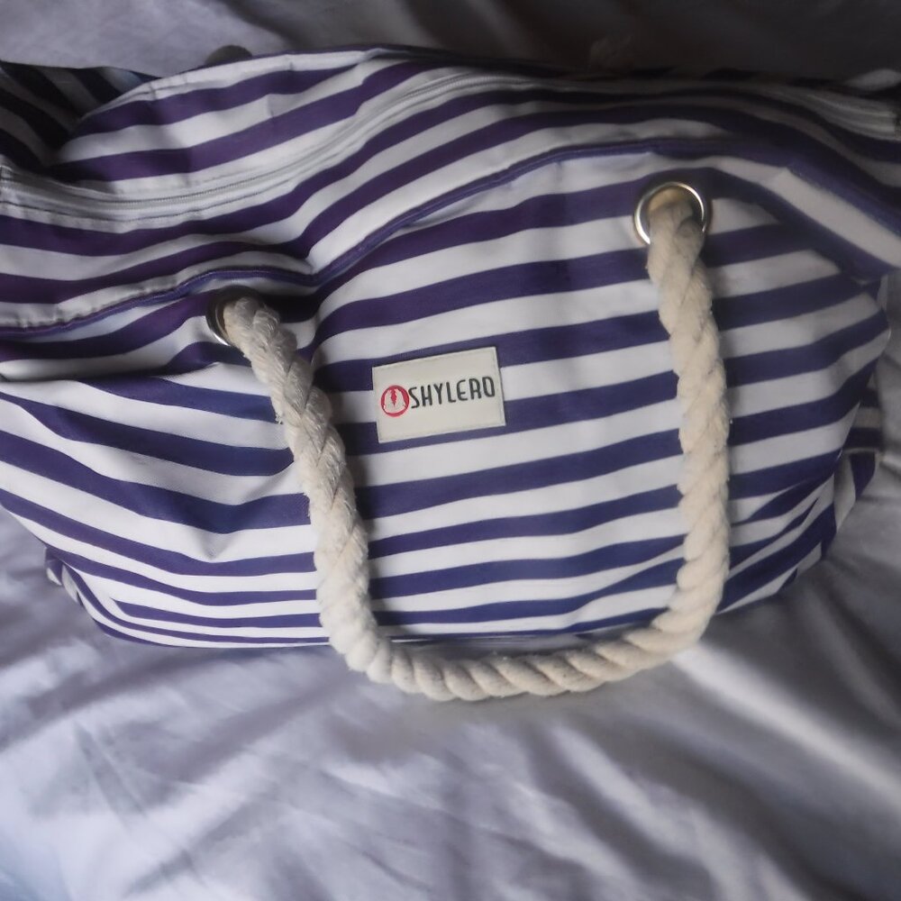 Shylero Beach Bag and Pool Bag.  Large Beach Tote is Zippered. 22 x 14 x 6